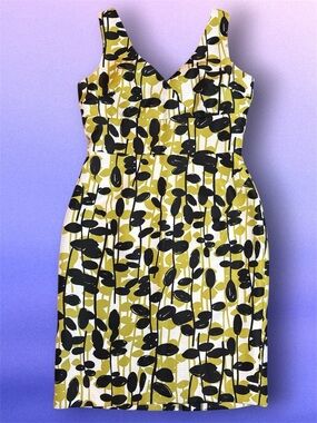 le chateau Olive Green & Black V-Neck Textured Printed Midi Dress sz L